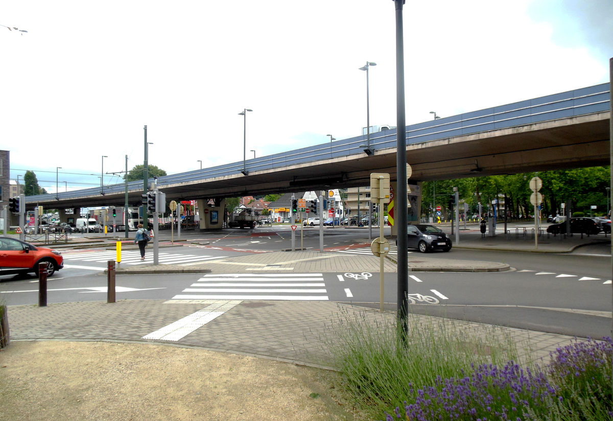 District Delta Herrmann-Debroux
